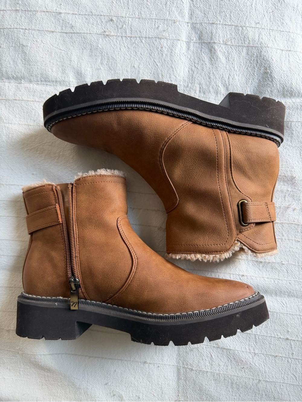 Naturalizer Rue Platform Ankle Boot